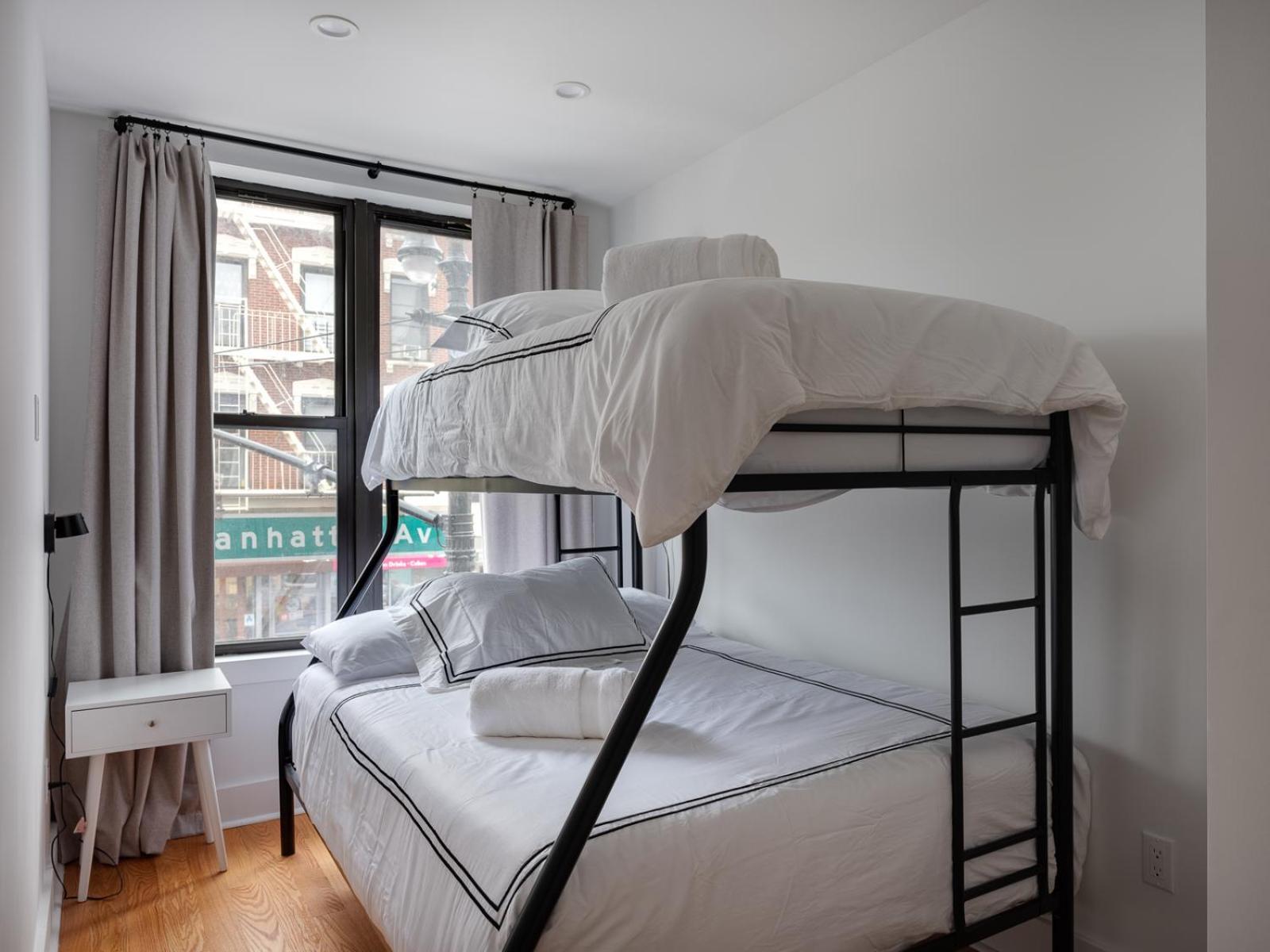 Three Bedroom Brooklynite Suite! 纽约 外观 照片